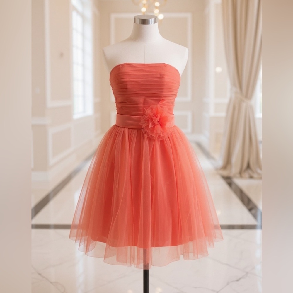Custom made stunning tulle dress , vintage style
Corset lace up back